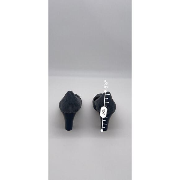 Talbots New Grey Suede Heels (SB#8) - Picture 4 of 14